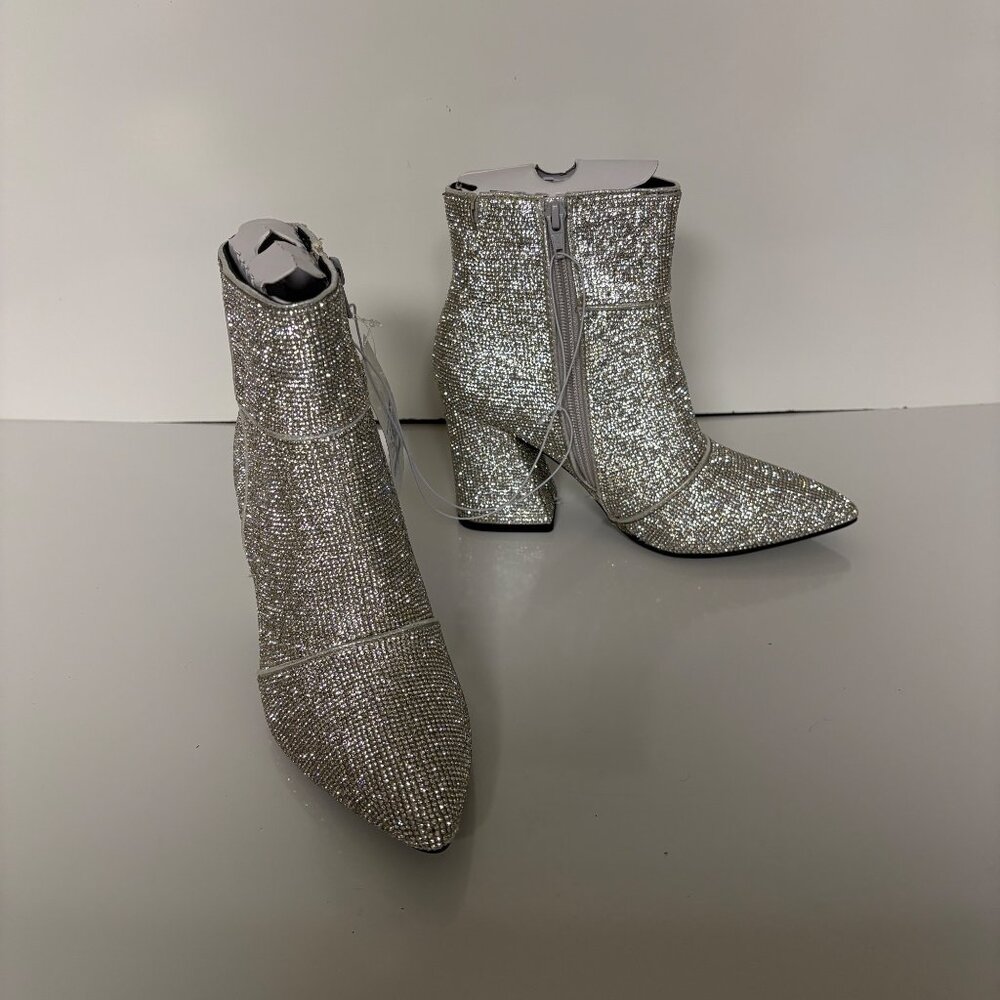 A New Day Silver Rhinestone Ankle Booties Womens Size 6W Chunky Heel Pointed Toe